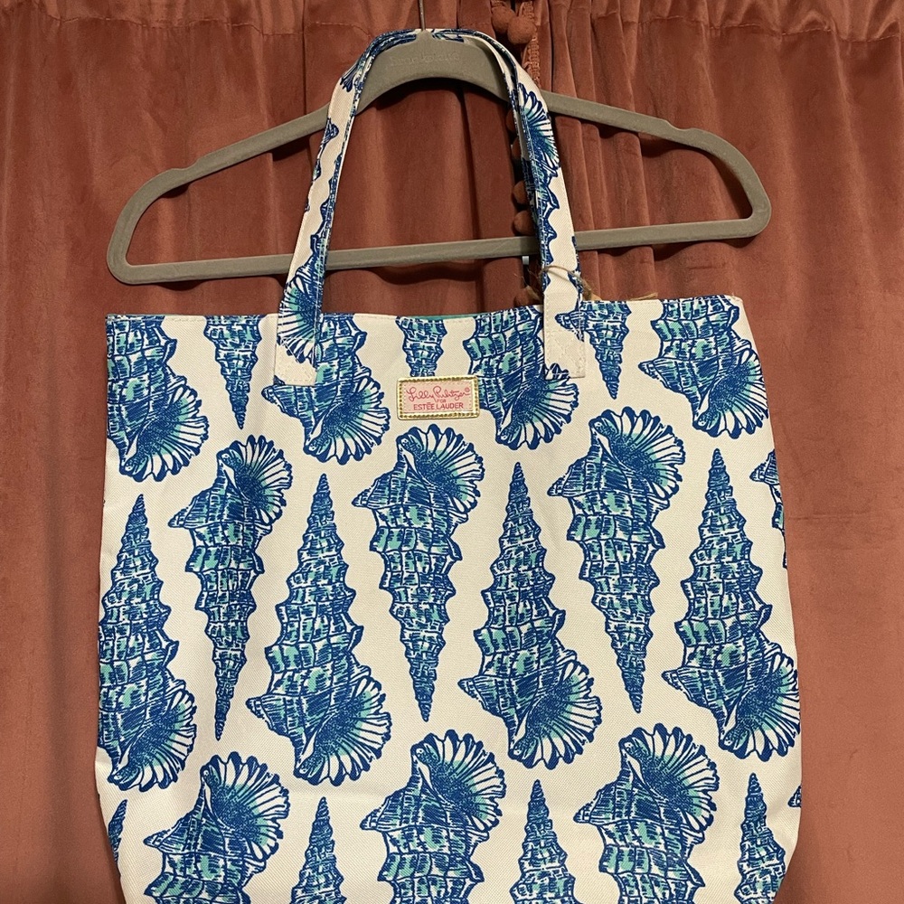 Lilly Pulitzer Estée Lauder Blue Seashell Print Tote Bag